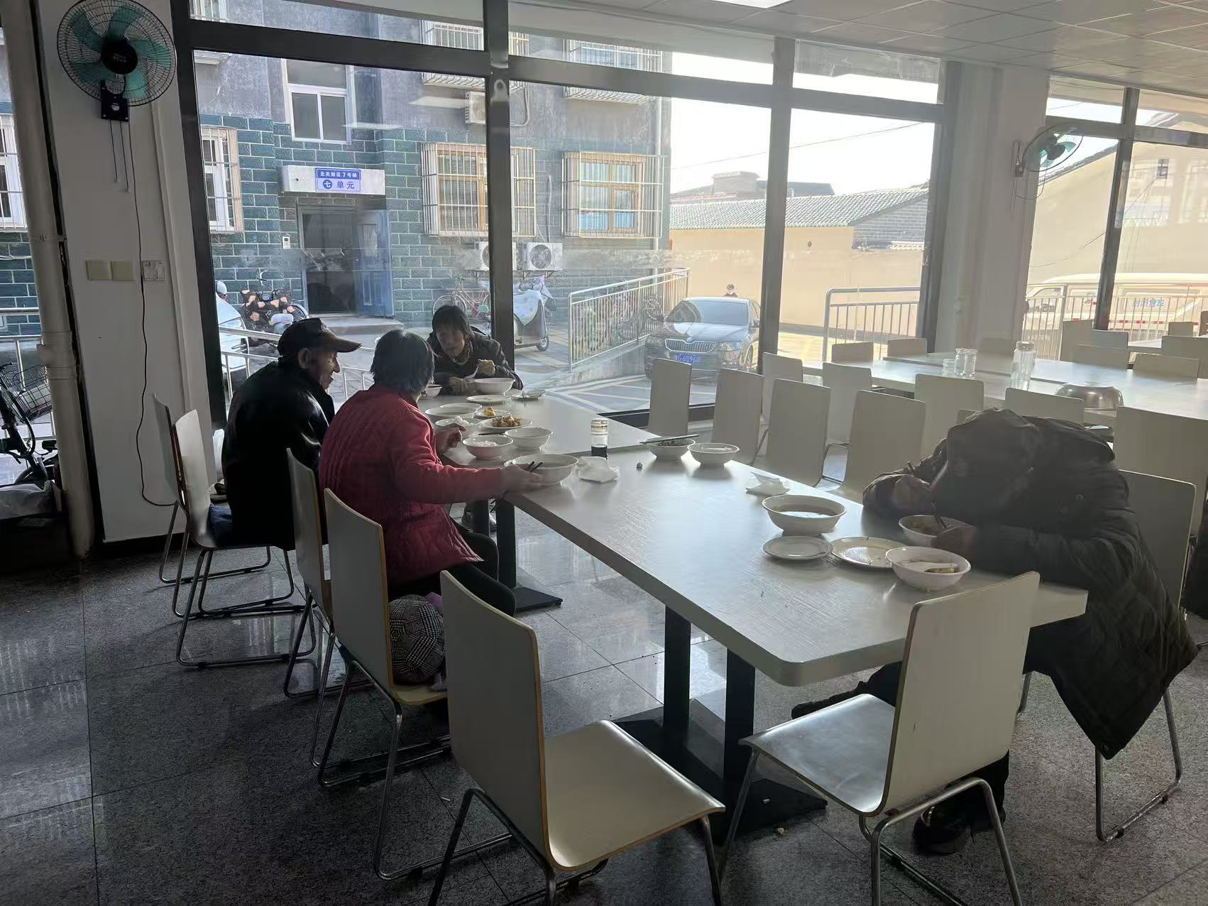 晚餐现场1