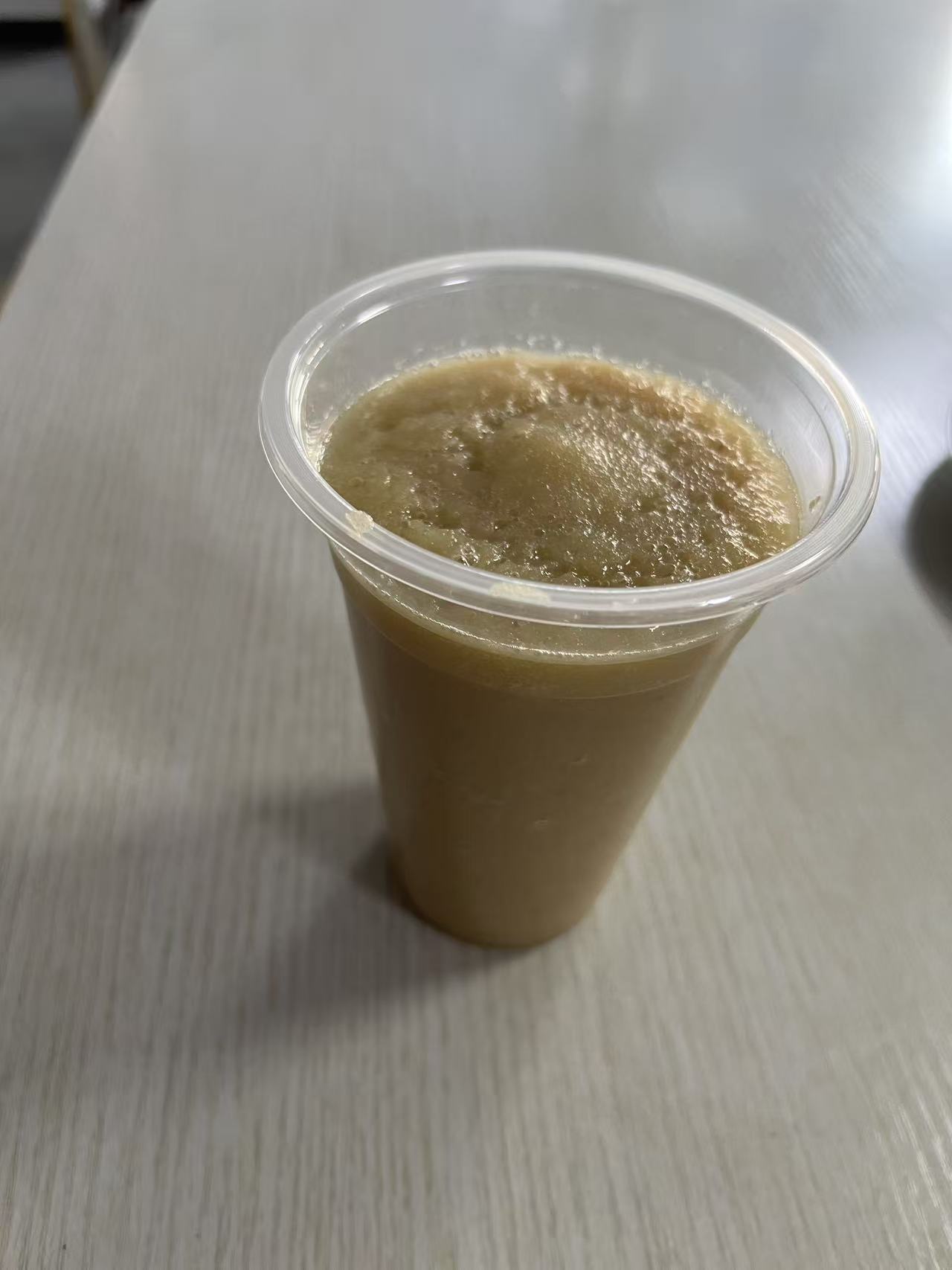 鲜榨苹果汁