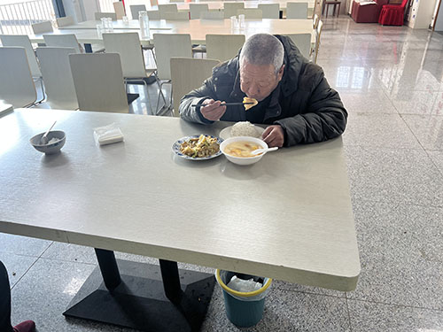 午餐现场3